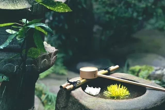 泰山石放在办公室什么位置好 泰山石放桌子上好吗